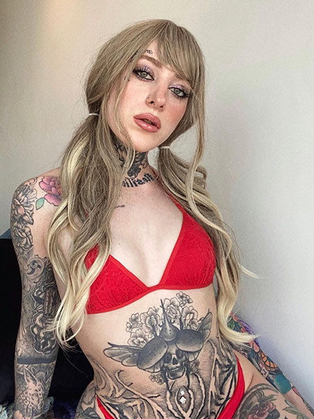 Pack de Kelly Medanie OnlyFans + 8 Videos