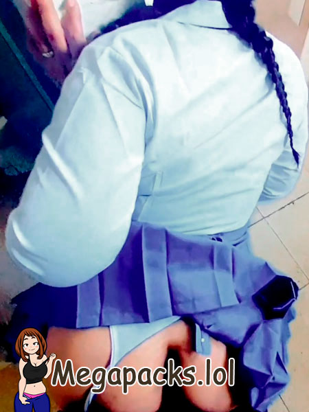 Profesor tiene sexo con estudiante en el baño del colegio + 1 Video