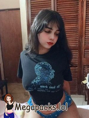 Hermosa otaku tetona adicta a masturbarse + 4 Videos