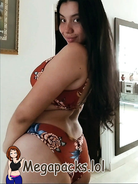 Colombiana de hermoso culo se da placer + 5 Videos